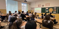 Час–реквием "Ты выстоял, Великий Сталинград!" и Час мужества "200 дней и ночей стойкости и мужества.Сталинград" - Судакская ЦБС